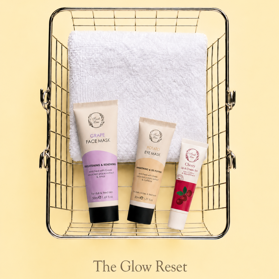 The Glow Reset bundle λάμψης με Grape μάσκα προσώπου με φυσικά AHA, Potato αναζωογονητική μάσκα ματιών και Cherry Lip & Cheek Tint